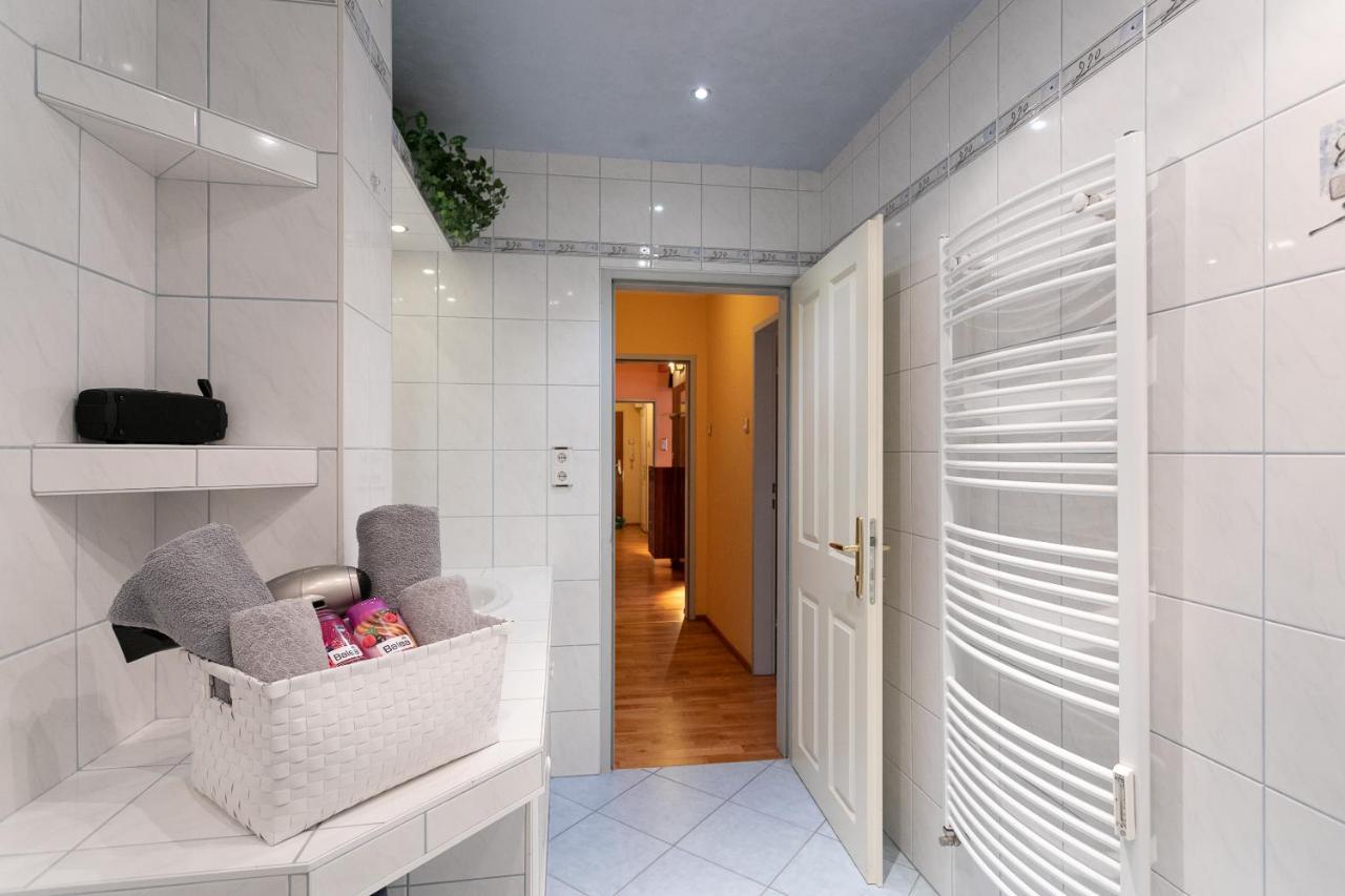 Zentrales In U-bahn Naehe & Hauptbahnhof Apartamento Viena